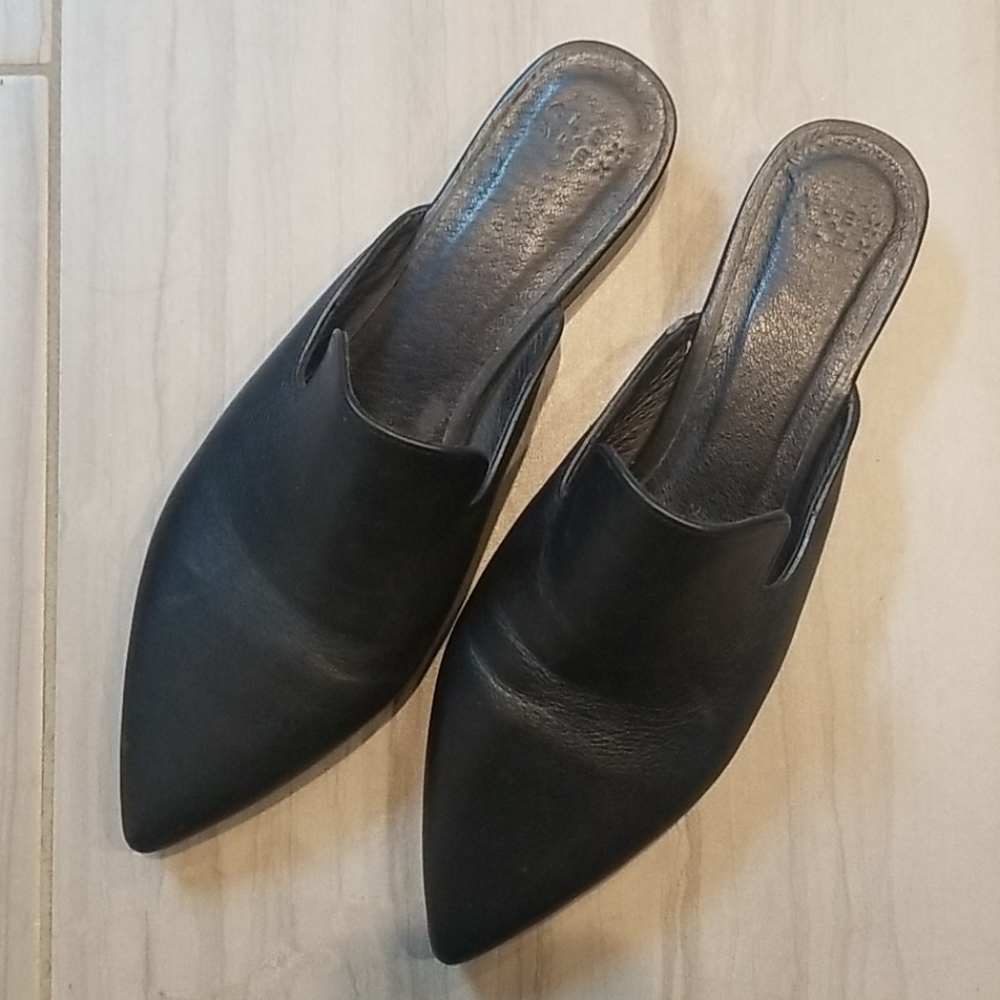 Alex +Alex Black leather mules